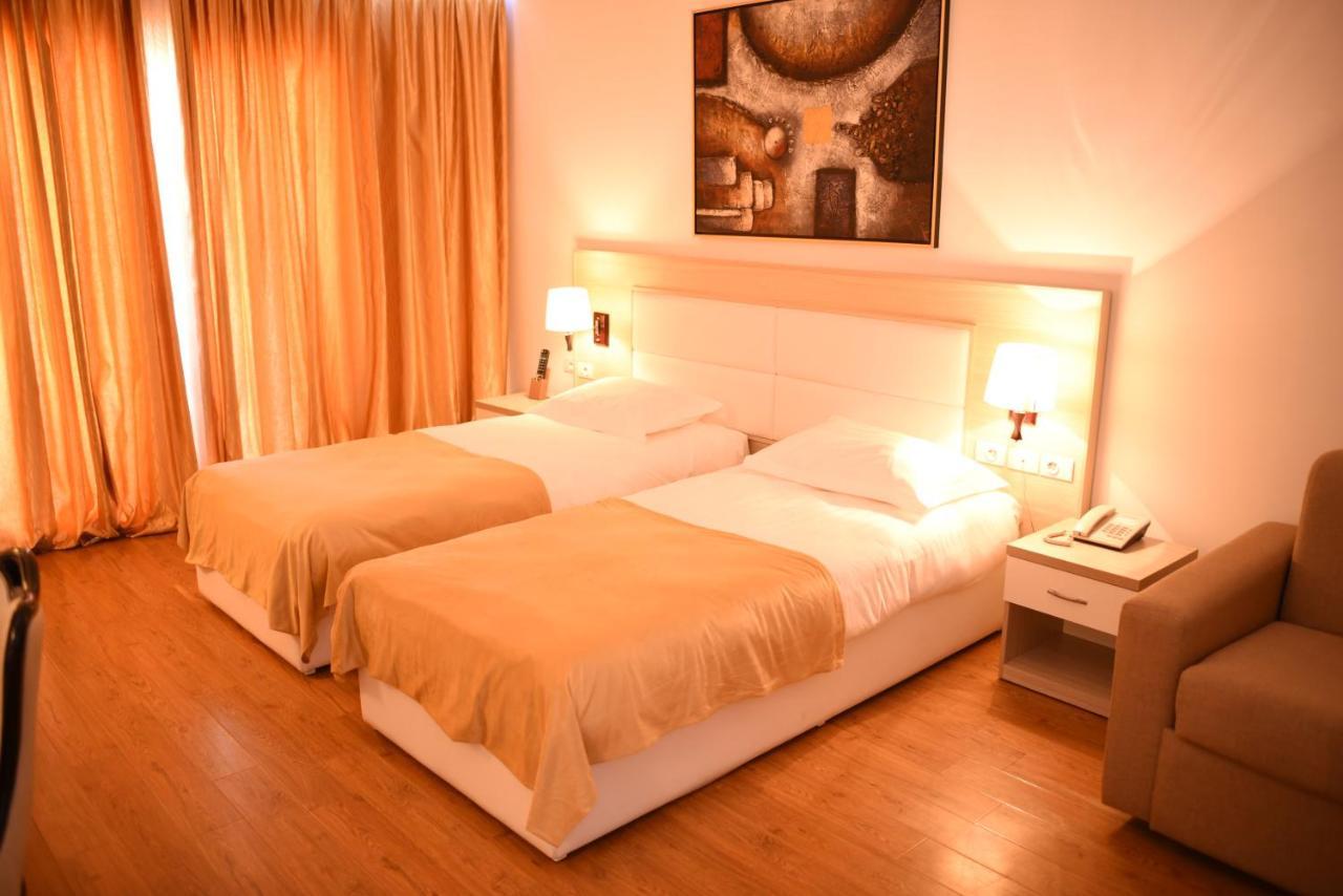 Hotel Bleart Shkallnur Luaran gambar
